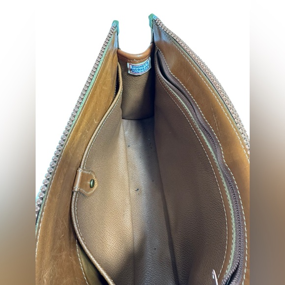 RARE DOONEY & BOURKE ivory two tone leather  crossbody with exterior pockets - Picture 9 of 12